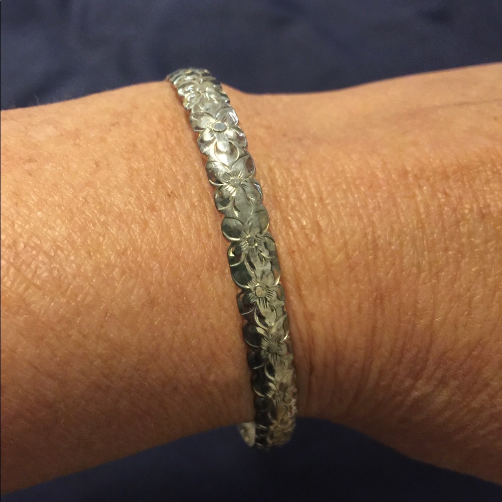 Silver Hawaiian Bracelet